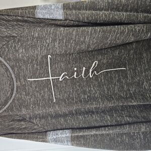 Gray 'Faith' Graphic Sweatshirt